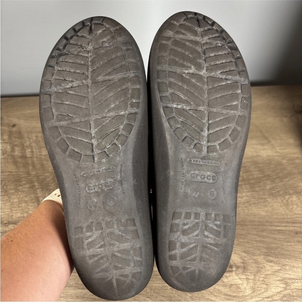 Crocs Mammoth Women’s Size 9 Shoes Black Fur Lined Comfort Flats - Picture 8 of 11